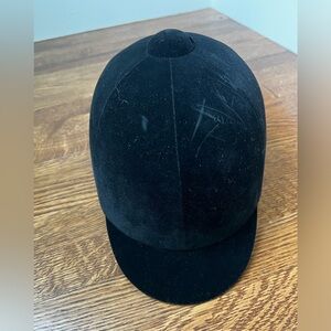 INTERNATIONAL RIDING HELMET Equestrian Horseback Horse‎ Black Velvet Safety 7